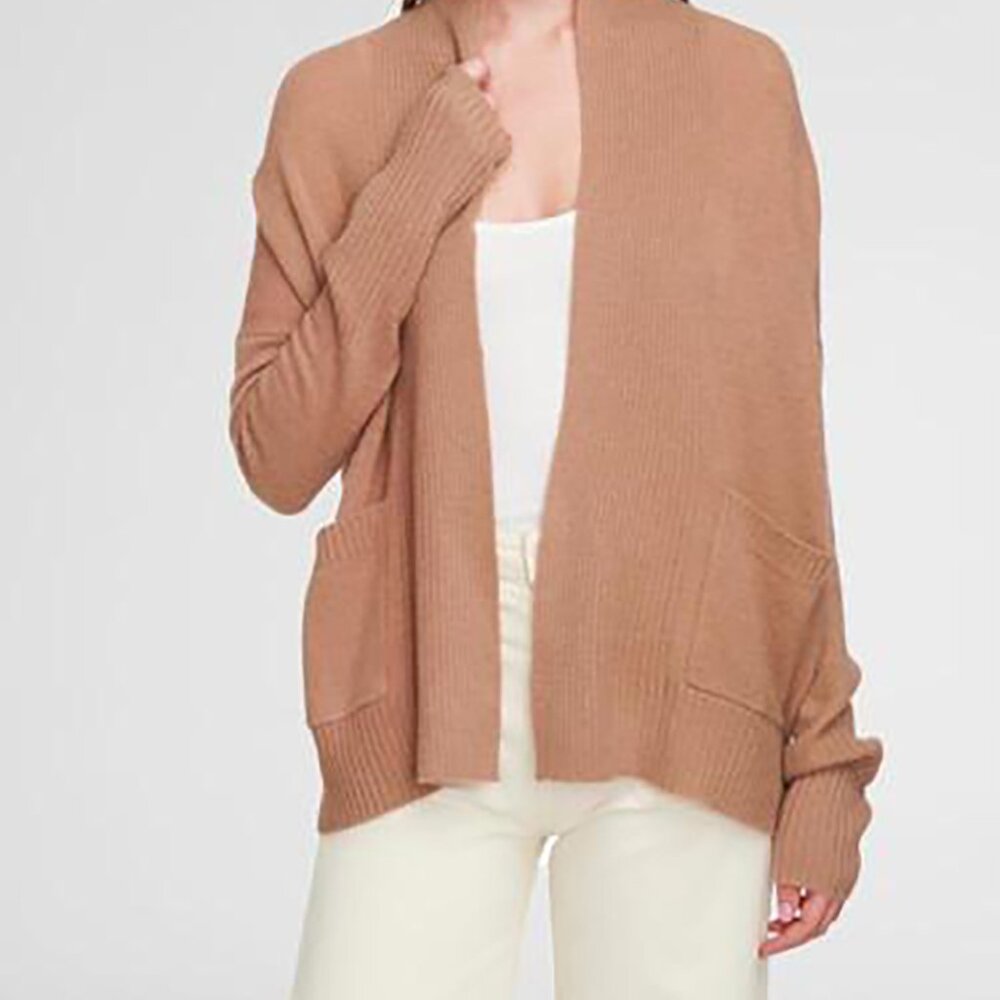 White & Warren patch pockets cashmere sweater